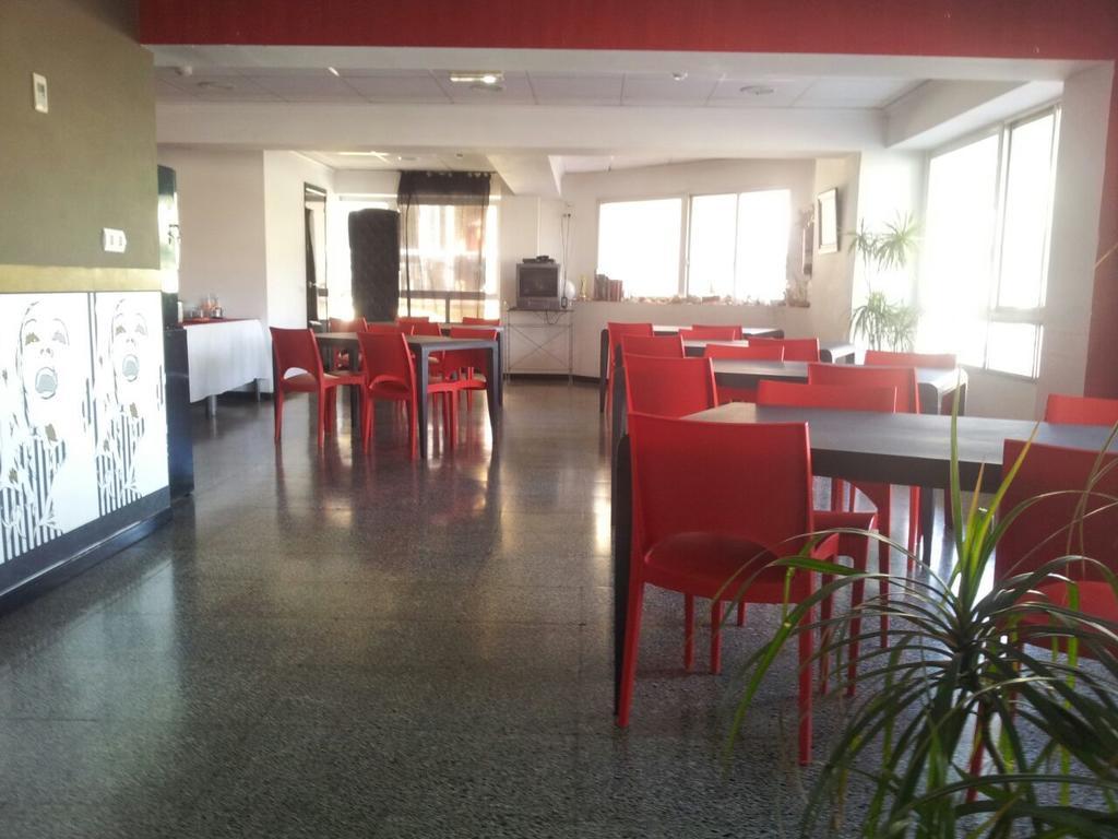Hotel Dl Port Grao de Castellon Esterno foto