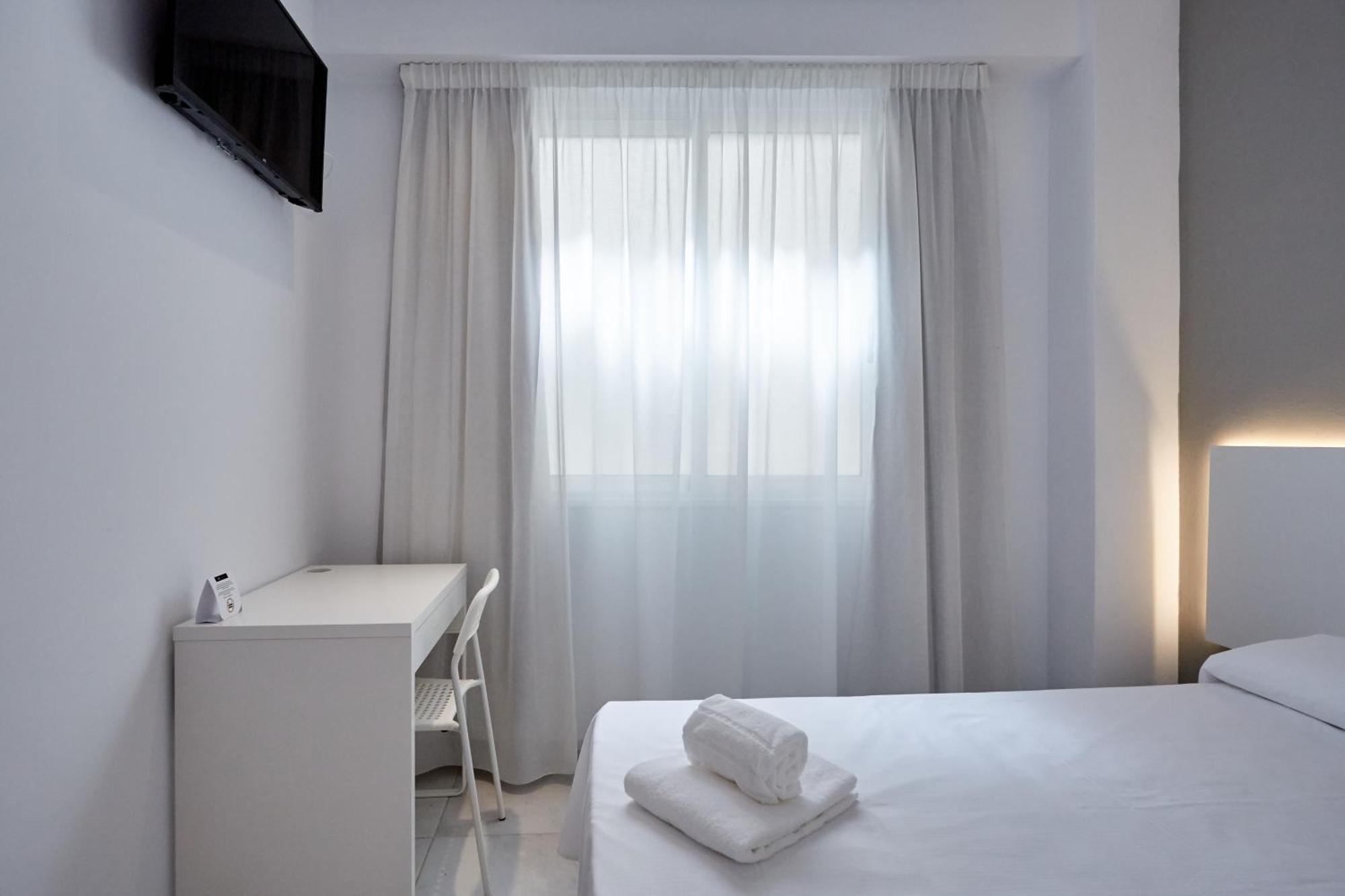 Hotel Dl Port Grao de Castellon Esterno foto