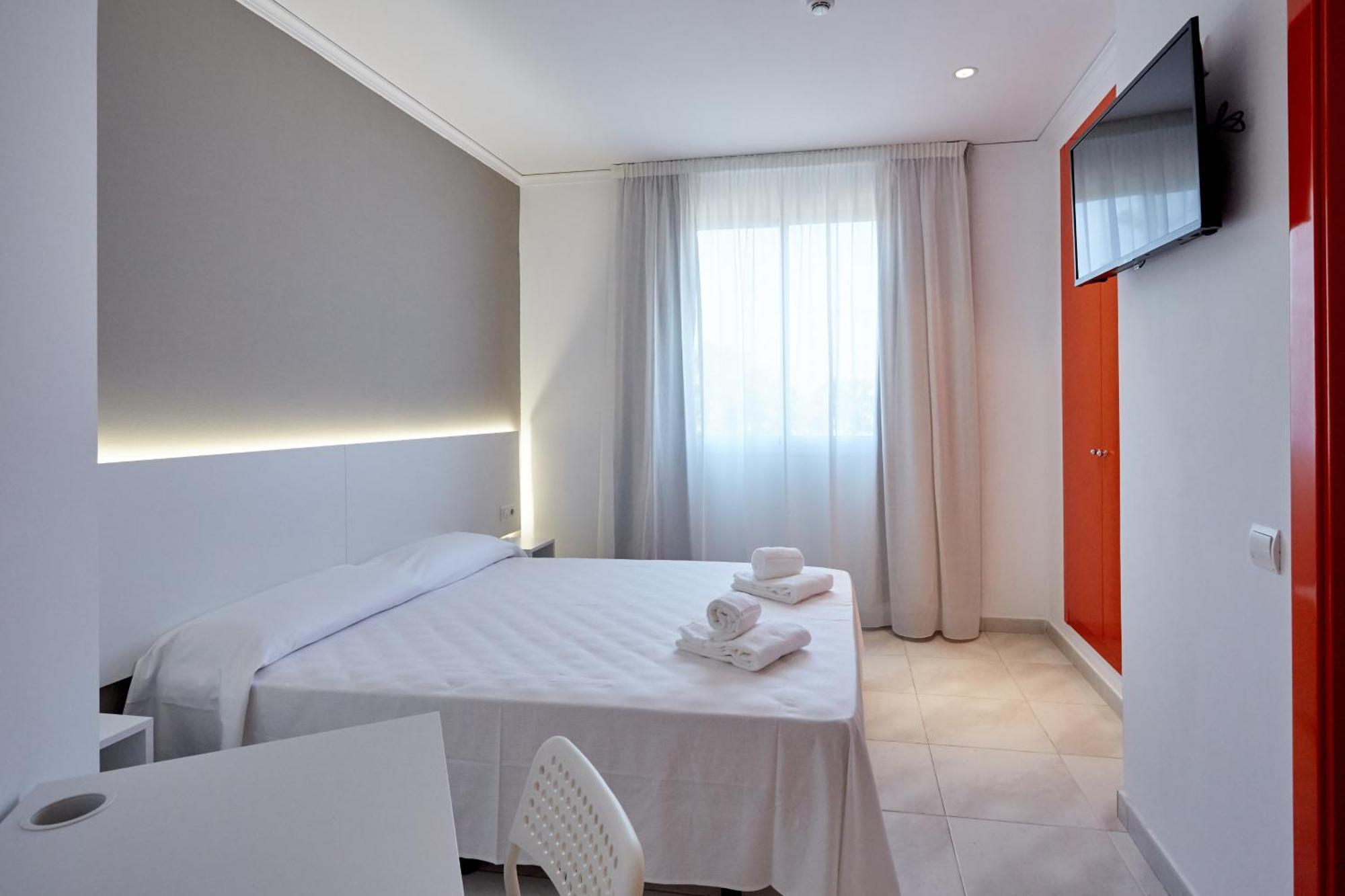 Hotel Dl Port Grao de Castellon Esterno foto